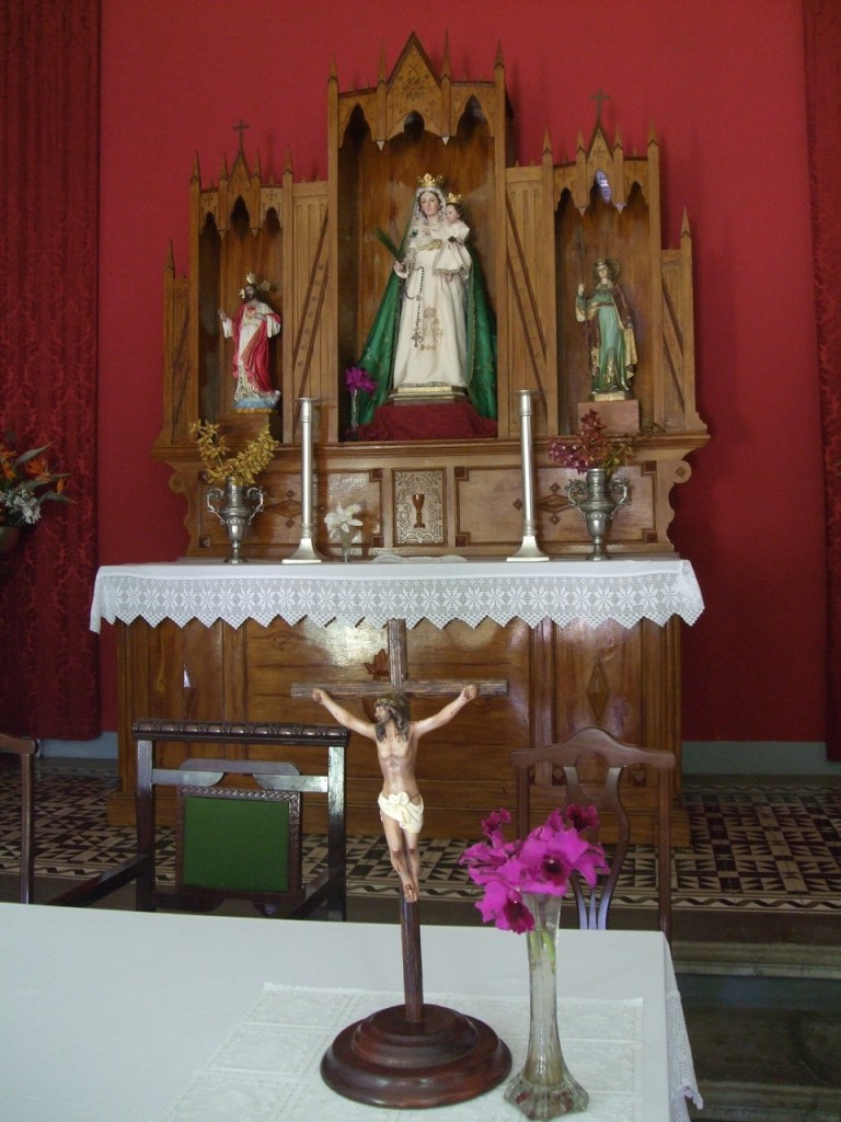 В церкви Ermita de la Virgen del Pino
